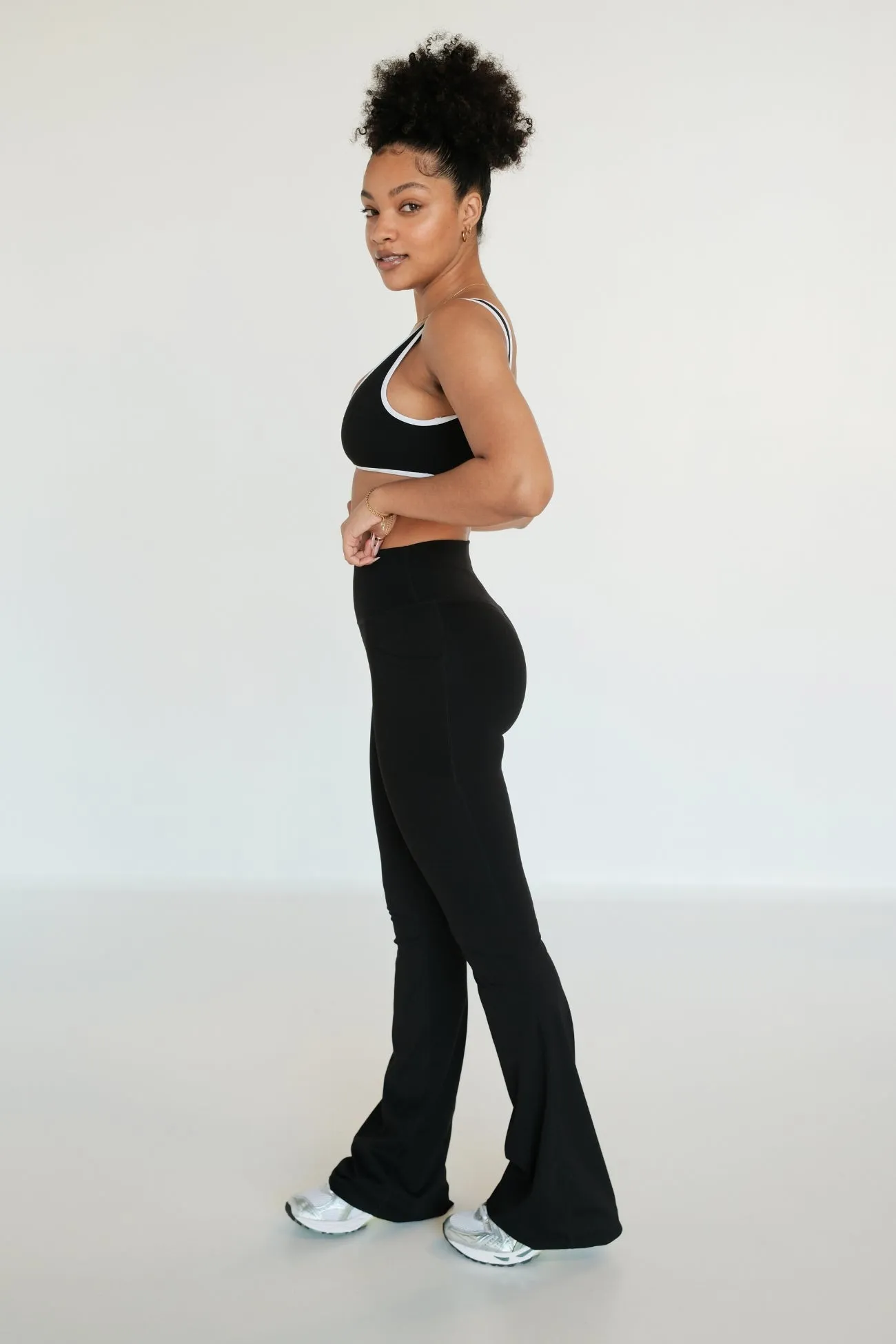 Alpine Flare Pocket (Extra Tall) Leggings - Black