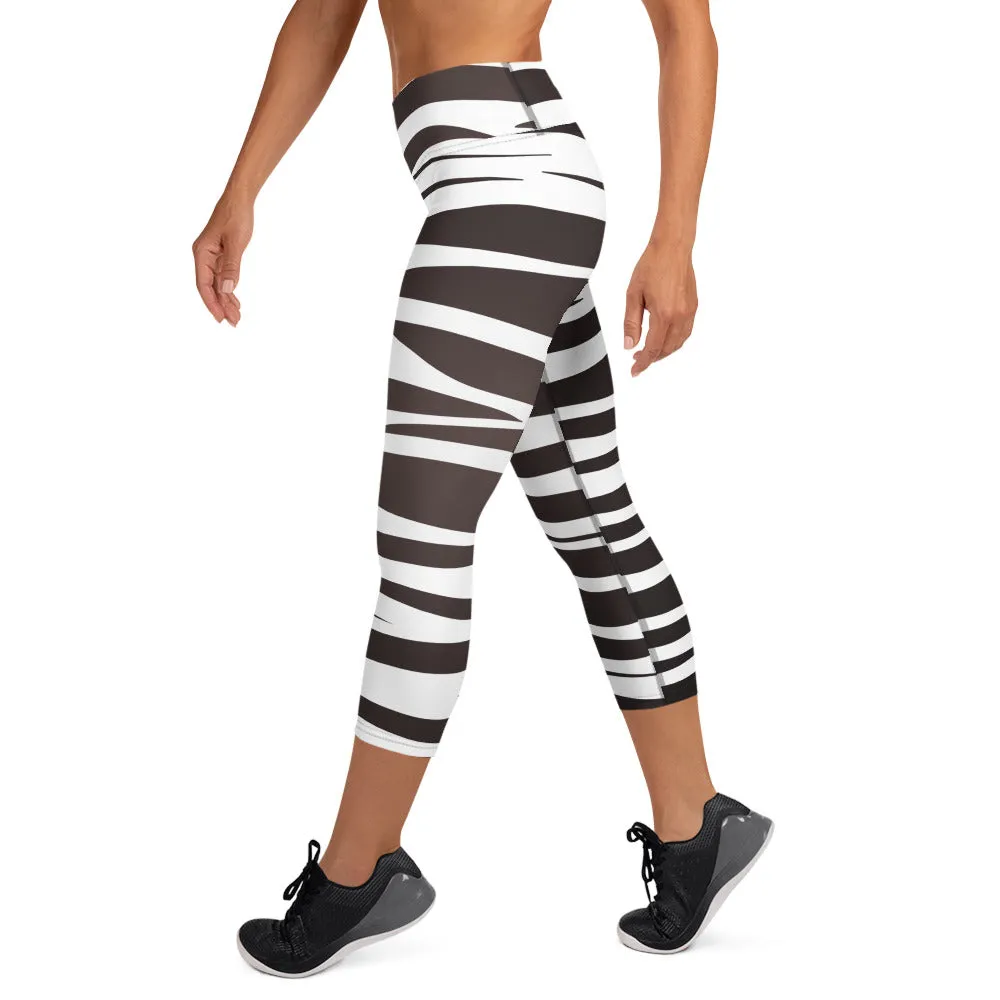 Black and White Yoga Capri Leggings Fitness Leggings, lioness-love