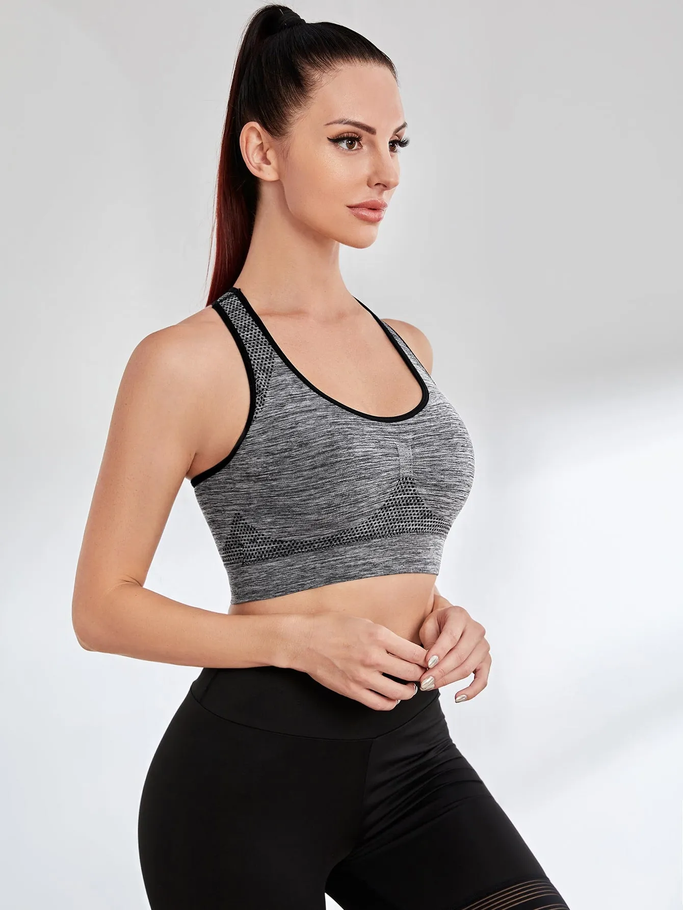 Contrast Binding Scoop Neck Women Sports Bras