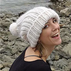 free love slouchy hat {knitting pattern}