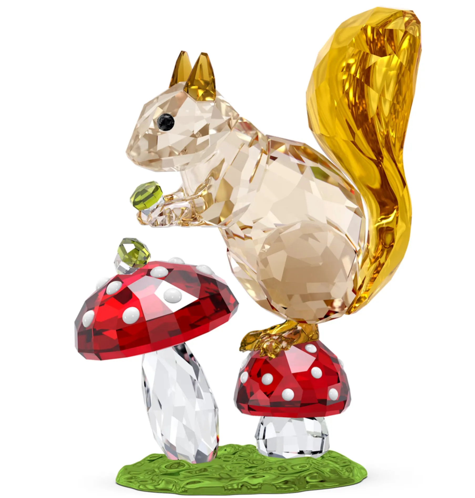 Ldyllia: Squirrel and Mushroom